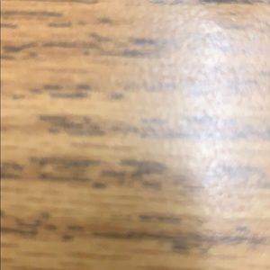 Meet your Posher, Larissa